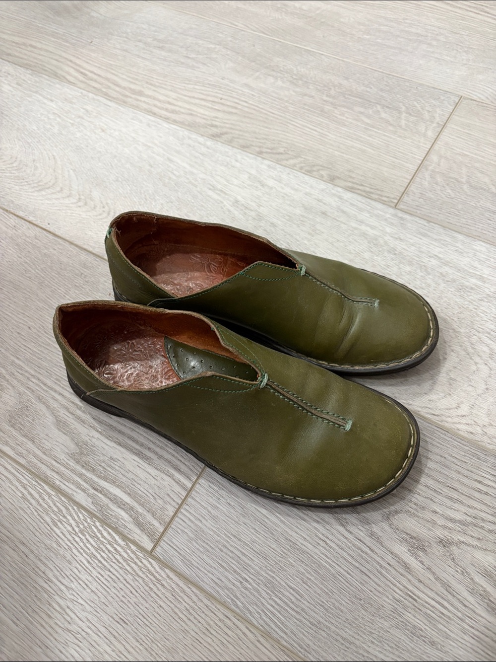 Olive Green Women's Slip-On Leather Flats